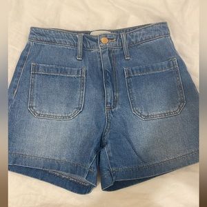 Universal Threads A Line Shorts Size 4